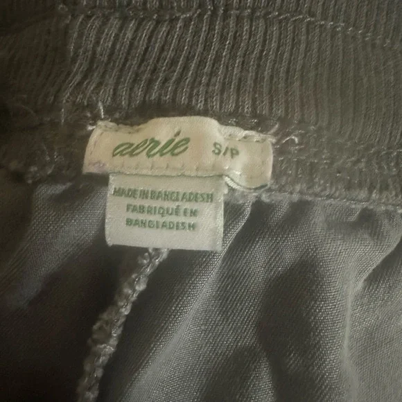 Aerie Charcoal Cargo Jogger Pants Pockets Drawstring Waist Women's Small Utility - Picture 3 of 4